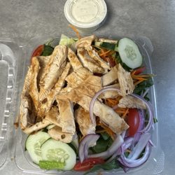 Grilled Chicken Garden Salad