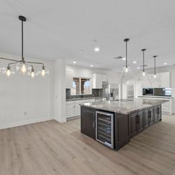 Nicole Merriman - eXp Realty