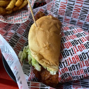 HOWLIN’ RAY’S - Updated August 2025 - 2060 Photos & 1110 Reviews - 800 ...