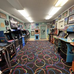 Minus World Video Games - New arcade room
