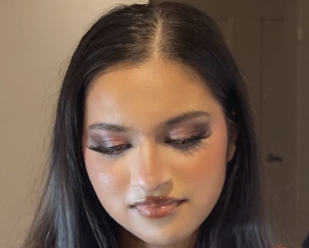 Makeup by Maha Logo