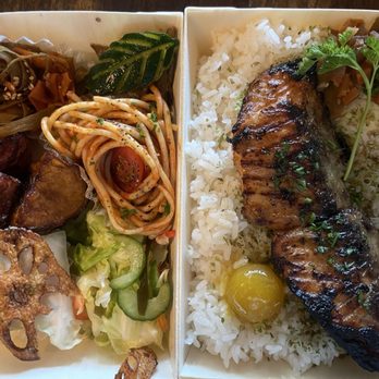Guzzu Bento-ya - The Glazed Salmon!!! - Japanese Near Me - Los Angeles, California