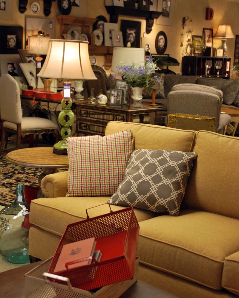 BOAT’S HOME FURNISHINGS Updated July 2024 620 Franklin St, Pella, Iowa Interior Design