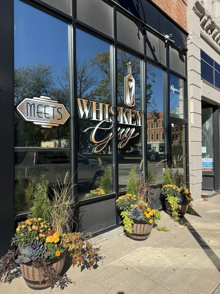 Social spots from Wine Gal Meets Whiskey Guy