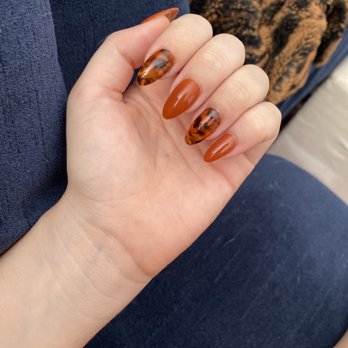 MOI Nails Studio - Tortoise shell by Spring - Nail Salons Near Me - Los Angeles, California MOI Nails Studio - Tortoise shell by Spring - Nail Salons Near Me - Los Angeles, California