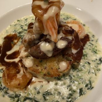 Buckinghams Steakhouse and Lounge - Steakhouses Near Me - Elgin, Illinois