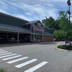 Hannaford Supermarkets & Pharmacies