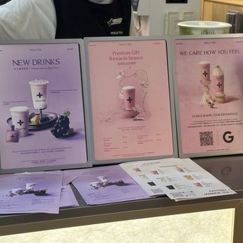 Molly Tea - Signs - Bubble Tea Near Me - Richmond, British Columbia