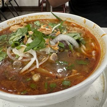 Kieu Vietnamese Cuisine - Bun Bo Hue so good - Vietnamese Near Me - Honolulu, Hawaii Kieu Vietnamese Cuisine - Bun Bo Hue so good - Vietnamese Near Me - Honolulu, Hawaii