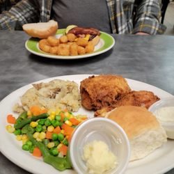 Zappy's Cafe - Broasted chicken with mashed potatoes, mixed vegetables,  and dinner roll.  Bacon Cheeseburger with tator tots.