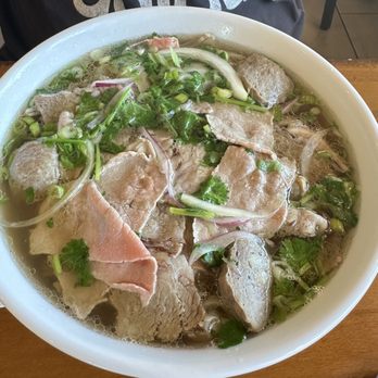 Pho VN Noodle - 1. House Special Combination Of Beef & Beef Balls / Phở Đặc Biệt & Bò Viên - Vietnamese Near Me - Vallejo, California Pho VN Noodle - 1. House Special Combination Of Beef & Beef Balls / Phở Đặc Biệt & Bò Viên - Vietnamese Near Me - Vallejo, California
