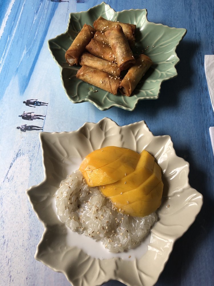 ROSELYN 43 Photos & 50 Reviews 80 Camden St, Rockland, Maine Thai