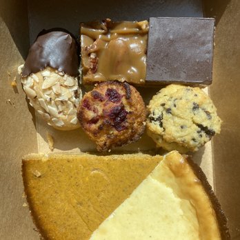 Keto Bakery - Desserts Near Me - Orange, California Keto Bakery - Desserts Near Me - Orange, California
