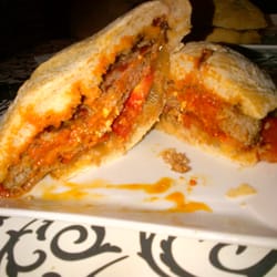 Tastum - Hamburguesa Mallorquina: rellena de sobrasada y queso de Mahón