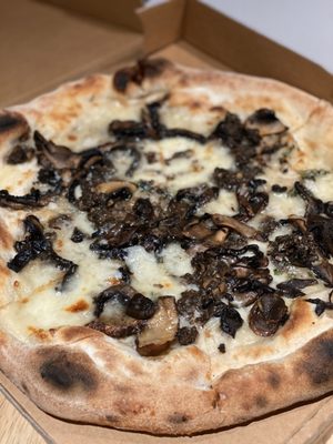 Pizza e Mozzarella Bar by null