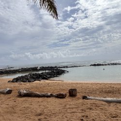 Lydgate Beach Park - Protected pool to left