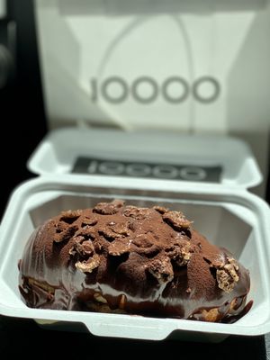 Ten Thousand Coffee by null