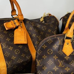 Gallery 63 - Selection of authentic bags