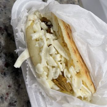 Arepas El Cacao - Arepa (5 rellenos/ 5 fillings) - Fast Food Near Me - Orlando, Florida Arepas El Cacao - Arepa (5 rellenos/ 5 fillings) - Fast Food Near Me - Orlando, Florida