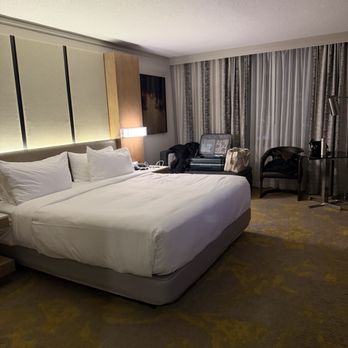 Hilton Washington DC Capitol Hill - King room - Hotels Near Me - Washington Dc, District of Columbia