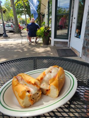 Cafe Castello by null