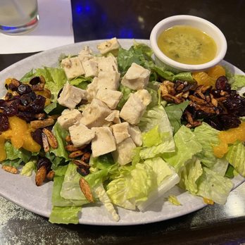 Embe Eatery and Lounge - Lounges Near Me - Galena, Illinois