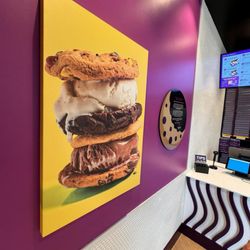 Insomnia Cookies - Order Area