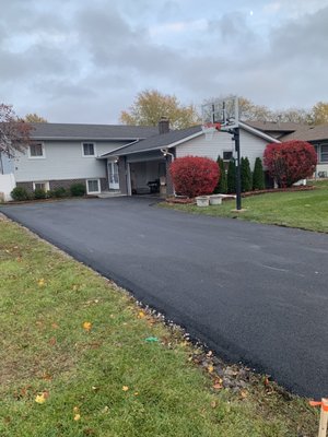 Finished asphalt driveway