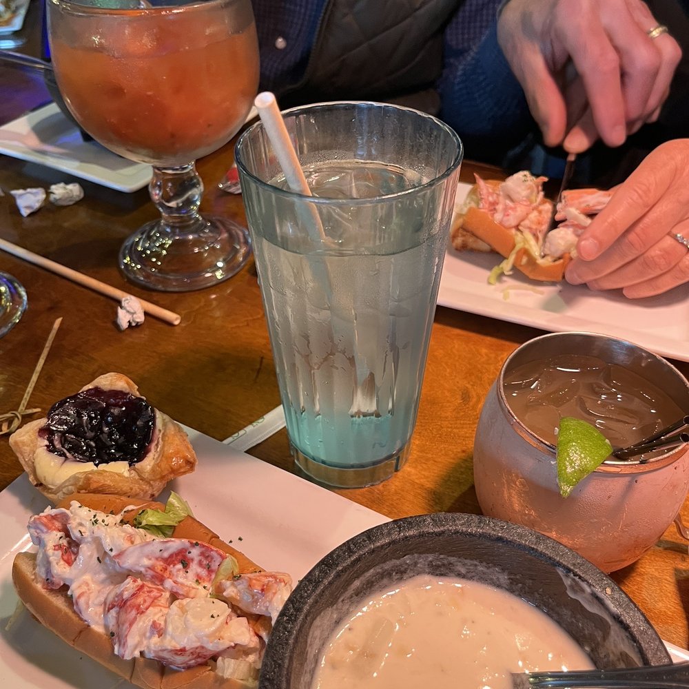 Geddy's - Mini Lobster Bake, Bloody Mary & a Nor'easter - Seafood Near Me - Bar Harbor, Maine