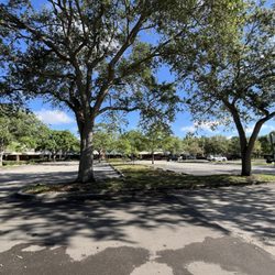 Tesla Supercharger - Plantation, FL, Tesla Supercharger
