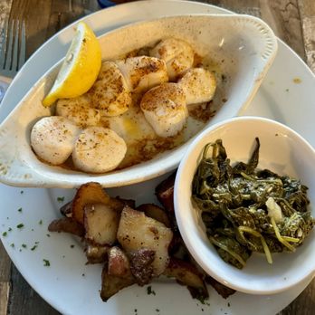 Boathouse Restaurant - Scallops. Nothing special, a little overcooked and a lot overpriced. - Seafood Near Me - Wildwood, New Jersey Boathouse Restaurant - Scallops. Nothing special, a little overcooked and a lot overpriced. - Seafood Near Me - Wildwood, New Jersey