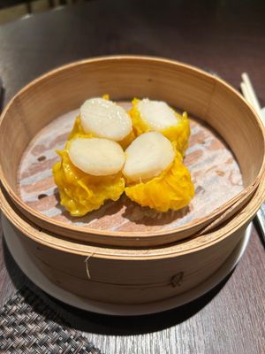 Yat Tung Heen - Eaton HK by null