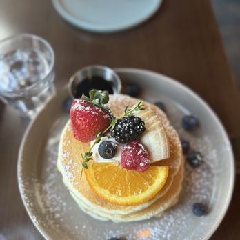 Four Chairs - Mascarpone Pancake - Breakfast & Brunch Near Me - San Francisco, California
