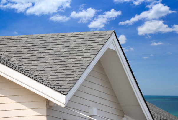 Slide of Kings Crest Construction