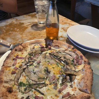 Rigo - Pizza witch mushrooms and egg - Spanish Near Me - Honolulu, Hawaii Rigo - Pizza witch mushrooms and egg - Spanish Near Me - Honolulu, Hawaii