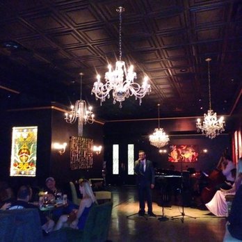 CW's Gin Joint - Cocktail Bars Near Me - Tampa, Florida