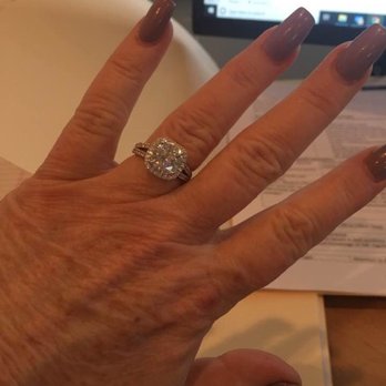 Towne Jewelers - 3 carat Moissanite in beautiful diamond setting. - Jewelry Near Me - Scottsdale, Arizona Towne Jewelers - 3 carat Moissanite in beautiful diamond setting. - Jewelry Near Me - Scottsdale, Arizona