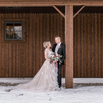 Sweet Haven Barn - Love is in the air under the large covered veranda. - Venues & Event Spaces Near Me - Huxley, Alberta
