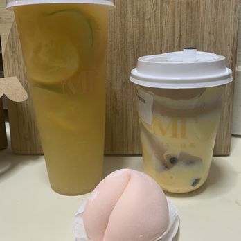 M Tea - Orange boom, Brulee Milk Tea and Peach Mochi - Desserts Near Me - Long Island City, New York M Tea - Orange boom, Brulee Milk Tea and Peach Mochi - Desserts Near Me - Long Island City, New York