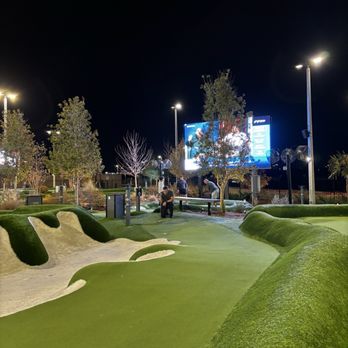 PopStroke Surf Lounge - Mini Golf Near Me - The Colony, Texas
