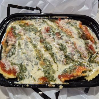 St Lawrence Pizza & Pasta - Ice Cream & Frozen Yogurt Near Me - Toronto, Ontario St Lawrence Pizza & Pasta - Ice Cream & Frozen Yogurt Near Me - Toronto, Ontario