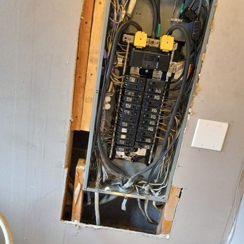 Family Electric - Electricians Near Me Family Electric - Electricians Near Me