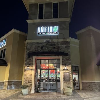 Anejo - Exterior - Mexican Near Me - Orlando, Florida