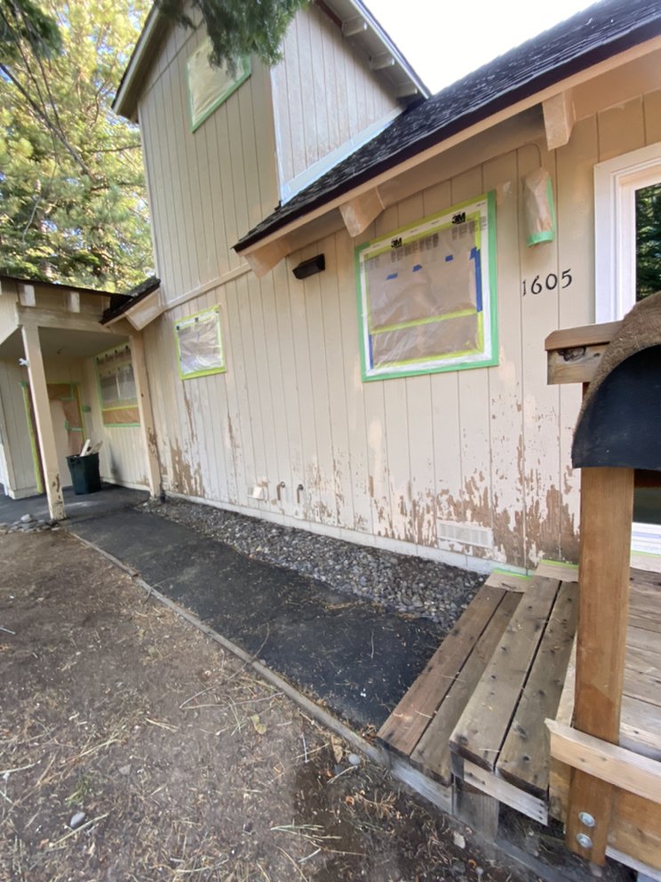 Slide of Alex Andrade Custom Construction