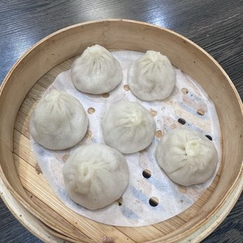 Dumpling Empire - Six Shanghai Soup Dumpling - Dim Sum Near Me - South San Francisco, California
