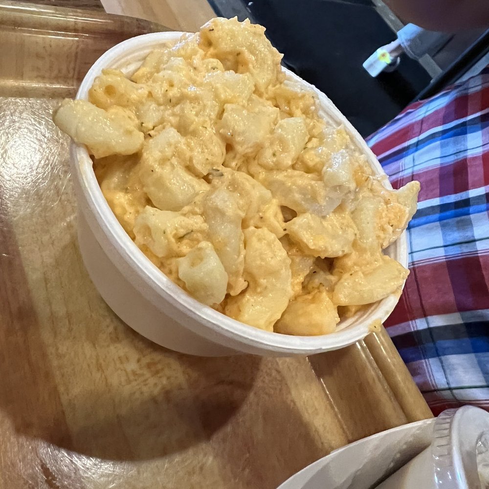 Large Mac and cheese