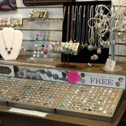Jackie's Gift Gallery - Do you love jewelry? We have lots to choose from.