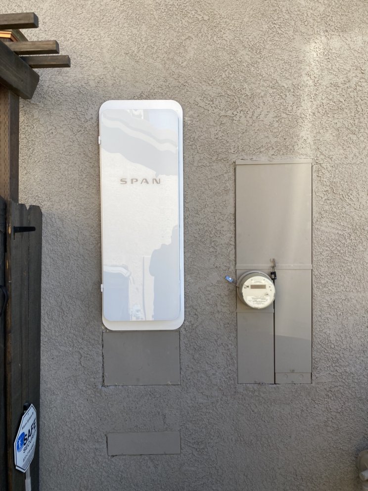 Slide of Alfaro Electrical Service