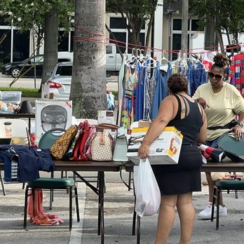 E Pat Larkins Community Center - Nana's Closet sale. - Community Centers Near Me - Pompano Beach, Florida E Pat Larkins Community Center - Nana's Closet sale. - Community Centers Near Me - Pompano Beach, Florida