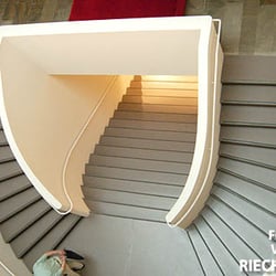 Fridericianum - Treppenhaus, das vor der Documenta 12 nach Vorbild des Originals gebaut wurde. Ein ähnliches wurde in den 1980er Jahren